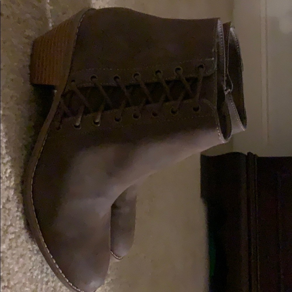 Brown Booties. - image 1